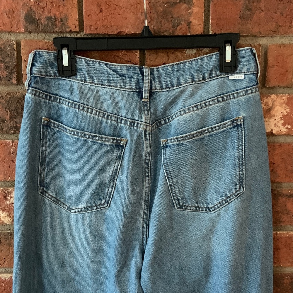 Pacsun Classic Blue Denim Tapered Leg Mom Jeans - Picture 6 of 8